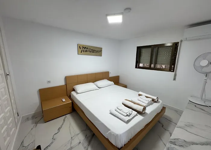 Diana 8 Personas 别墅