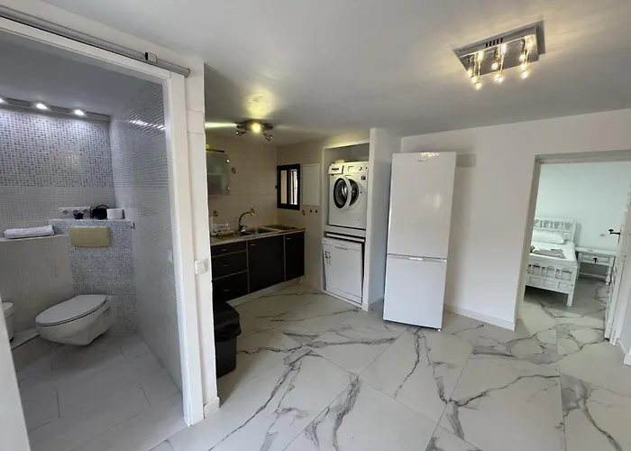 Diana 8 Personas 别墅